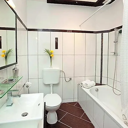 City Apart Hotel Fuessen Apart Otel 4*