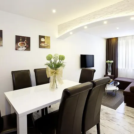 City Apart Hotel Fuessen Apart Otel