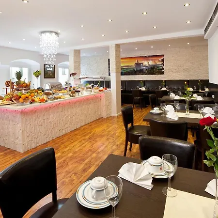 City Apart Hotel Fuessen 4*